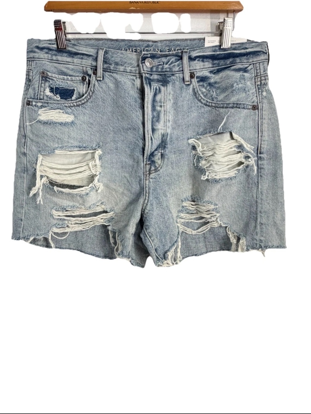 American Eagle 90s Boyfriend Mid Length Women's Distressed Jean Shorts Sz 12 NWT